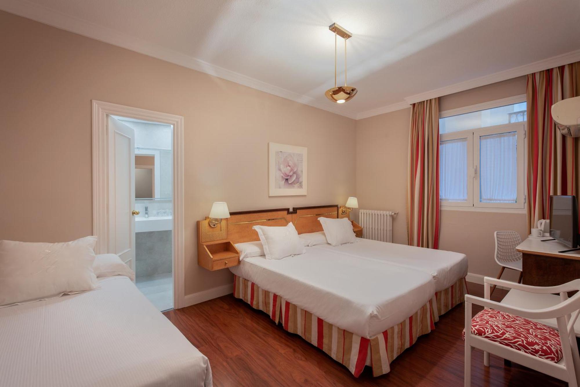 Triple Room,1207771441:JPEG