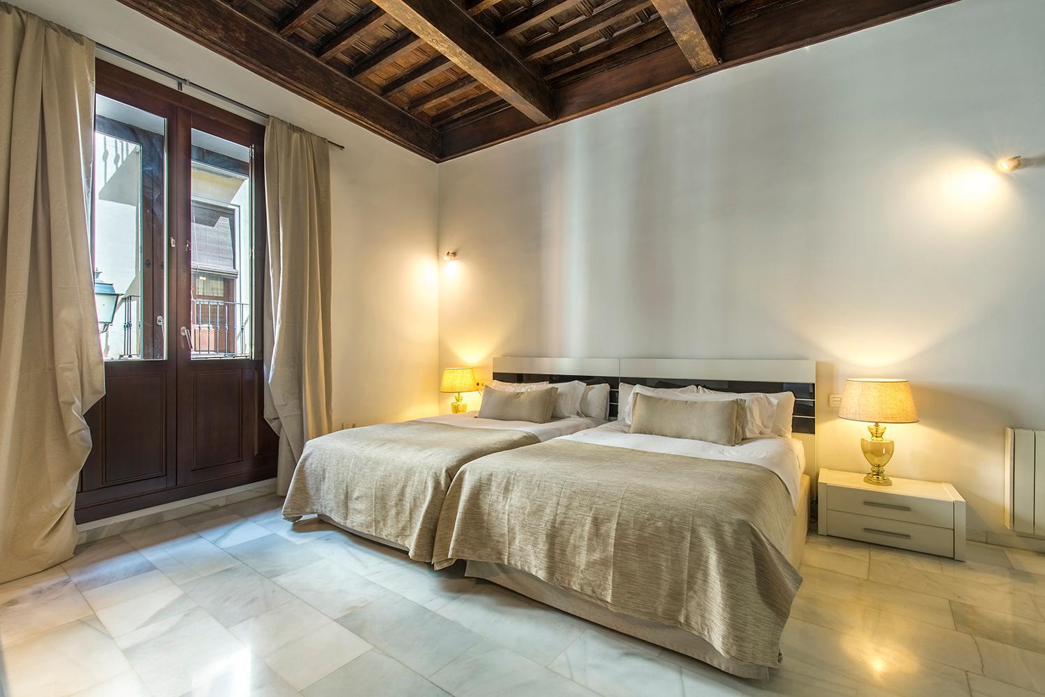 Superior One-Bedroom Apartment