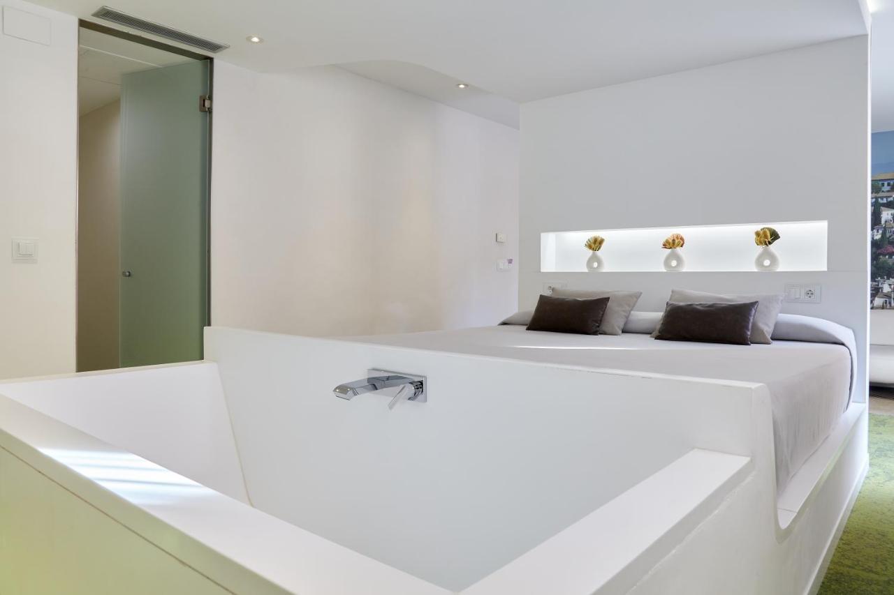 Junior Suite Terrace Spa Bath