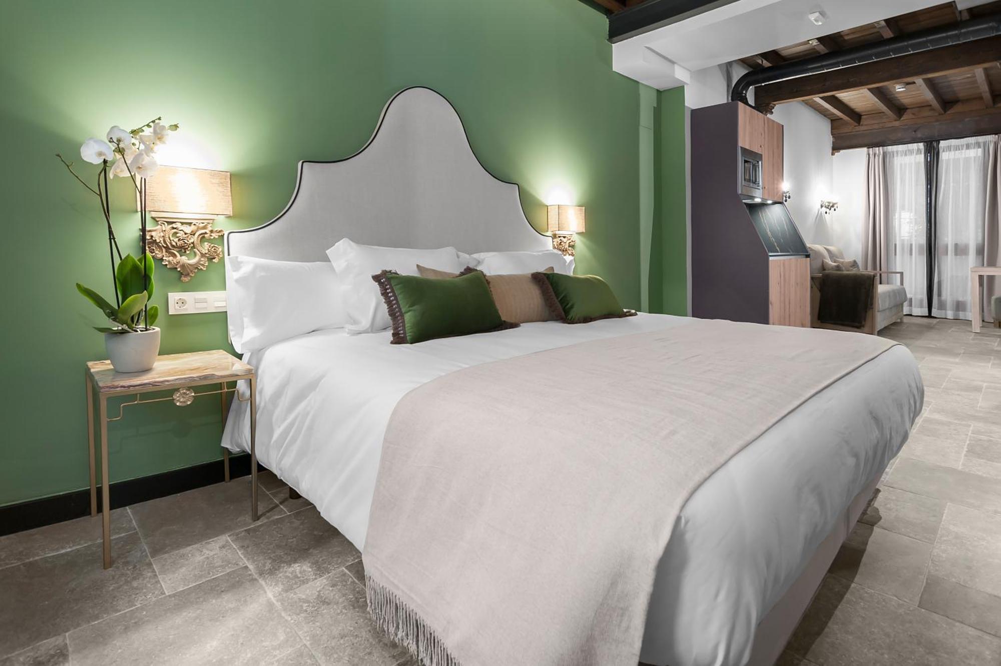 Deluxe Junior Suite
