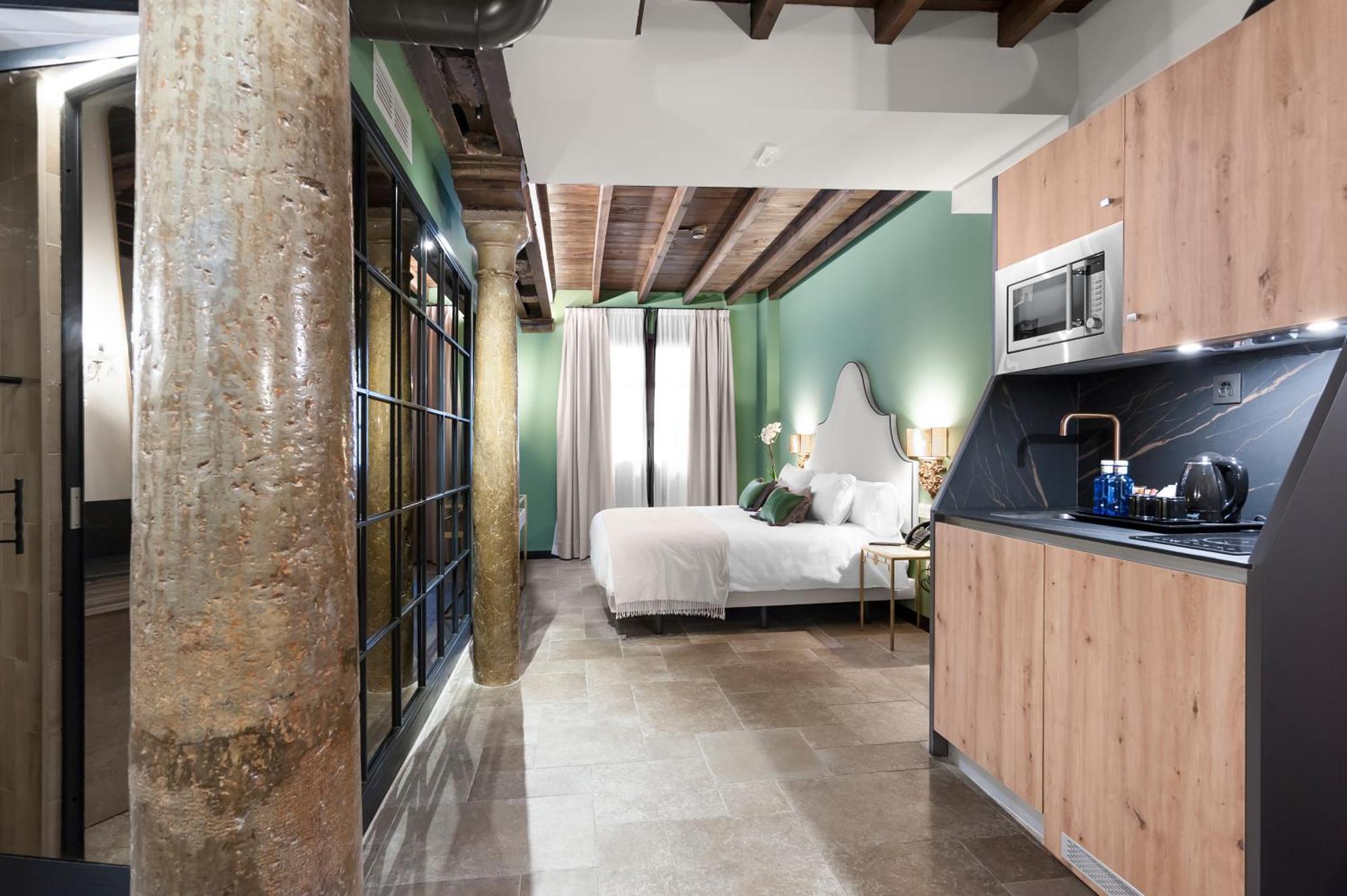 Deluxe Junior Suite