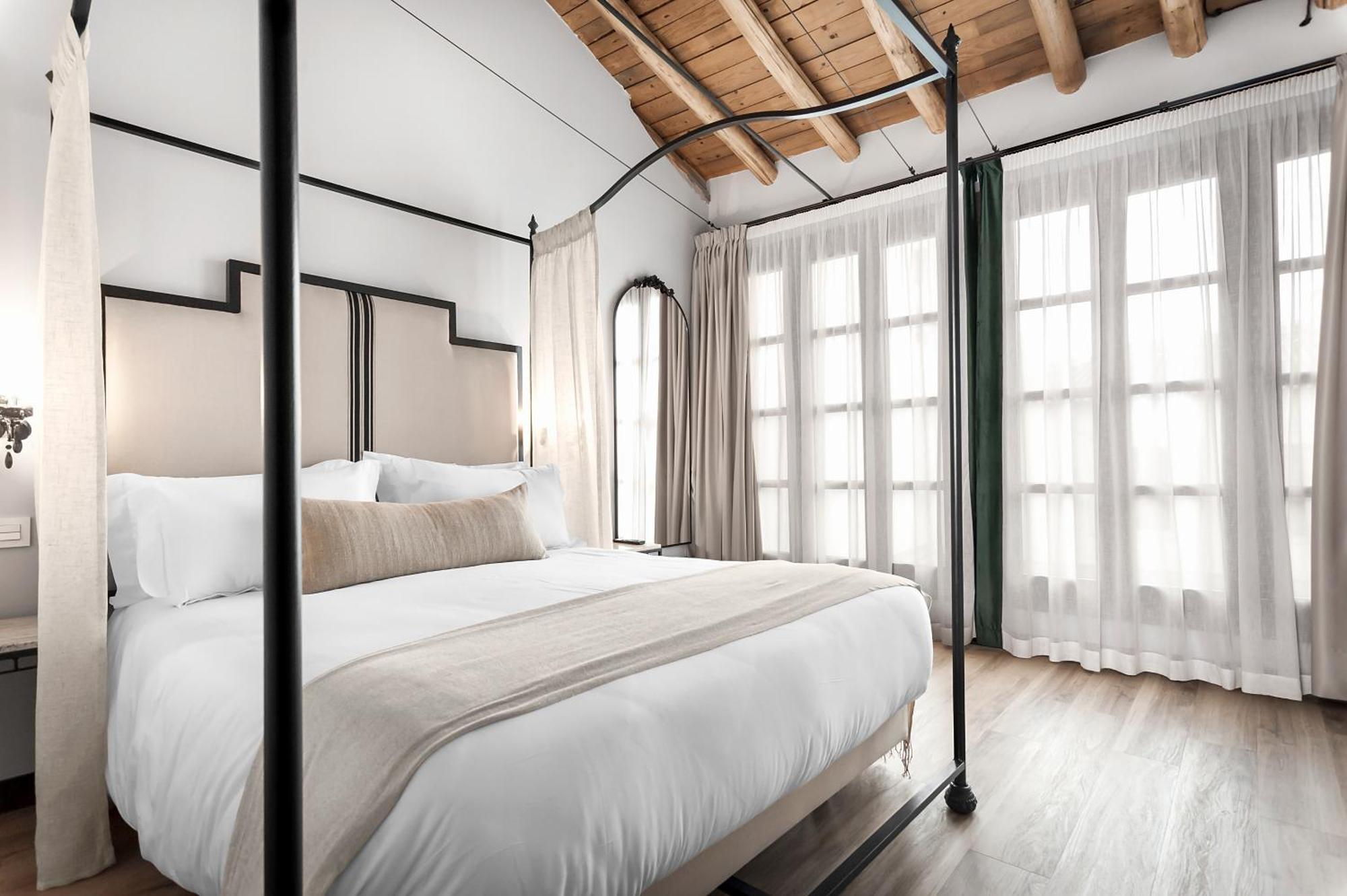 Deluxe Junior Suite