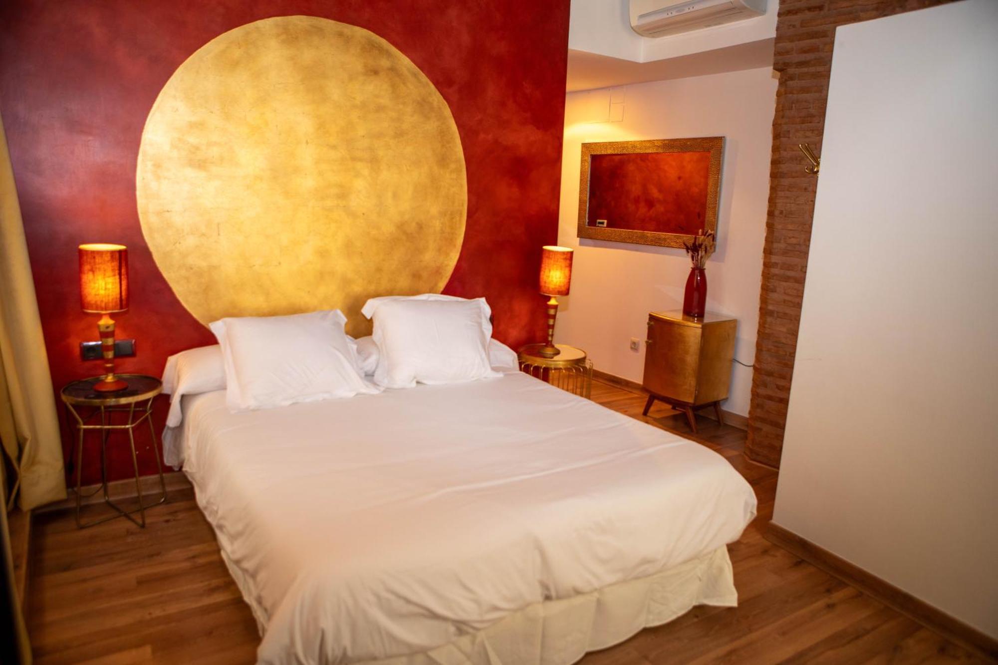Standard Double Room,1612903099:JPEG