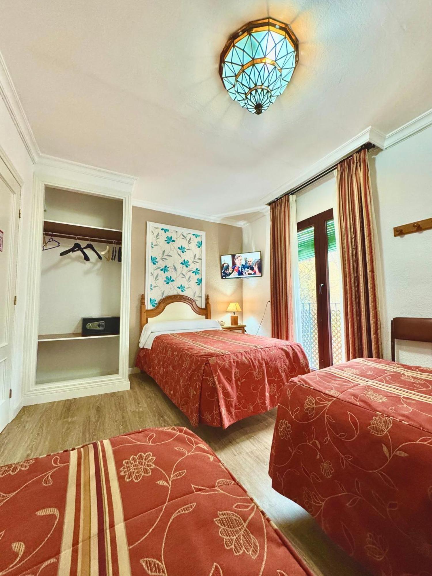 Habitación Triple con baño privado