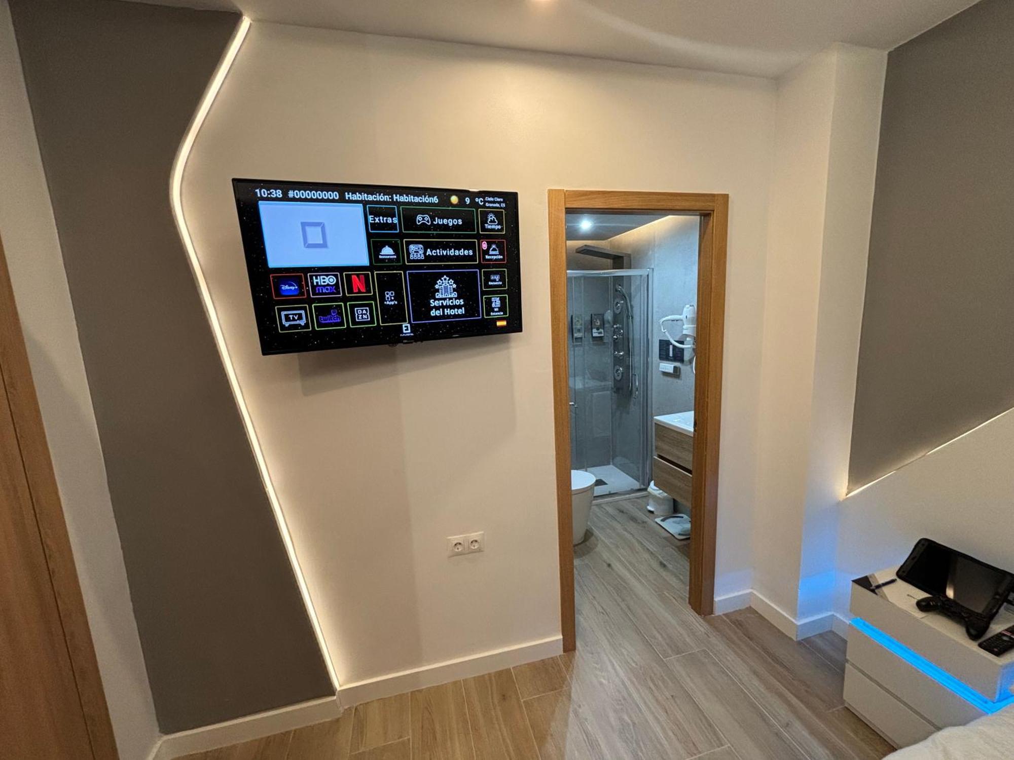 Deluxe Single Room