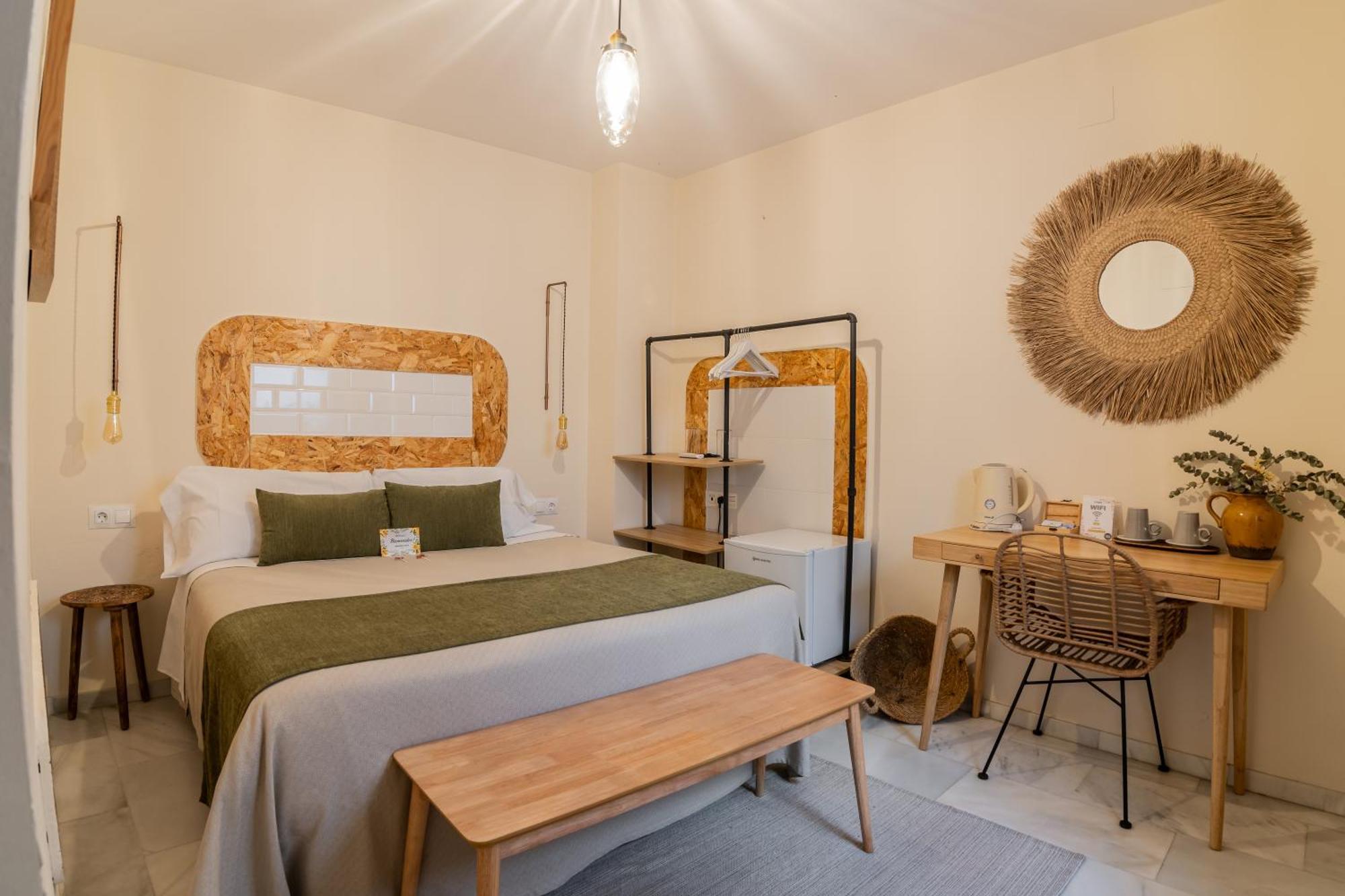 Standard Queen Room