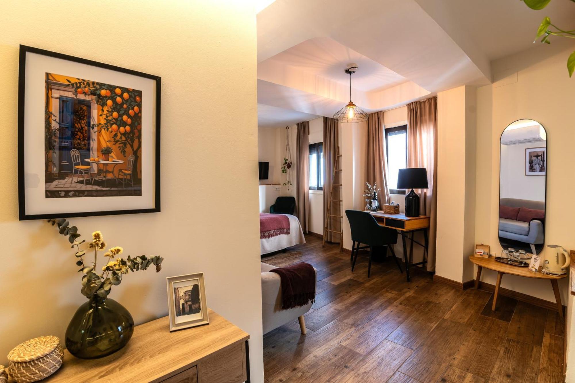 Deluxe Queen Room