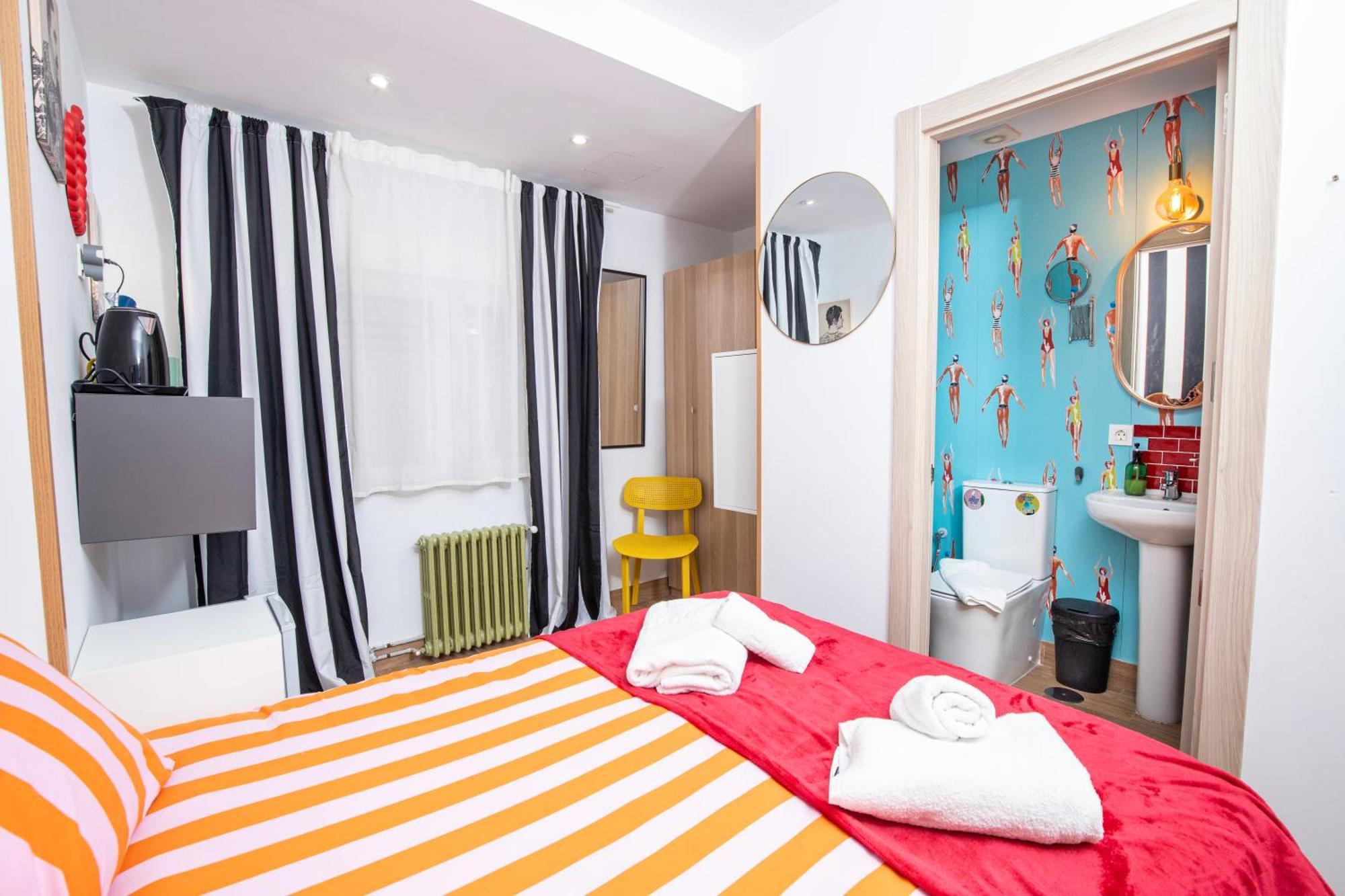 Double Room Private Bathroom