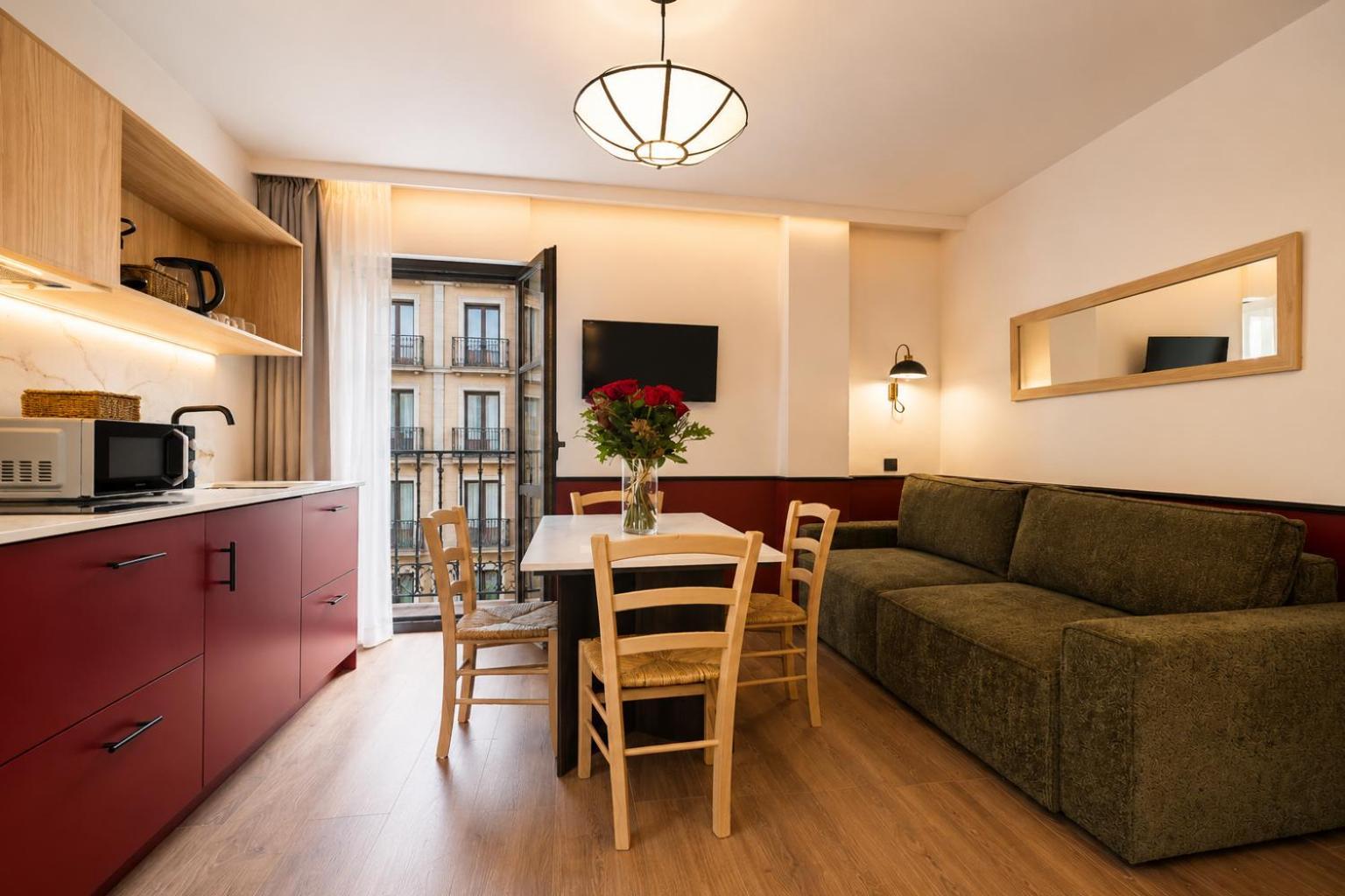 Deluxe Apartment