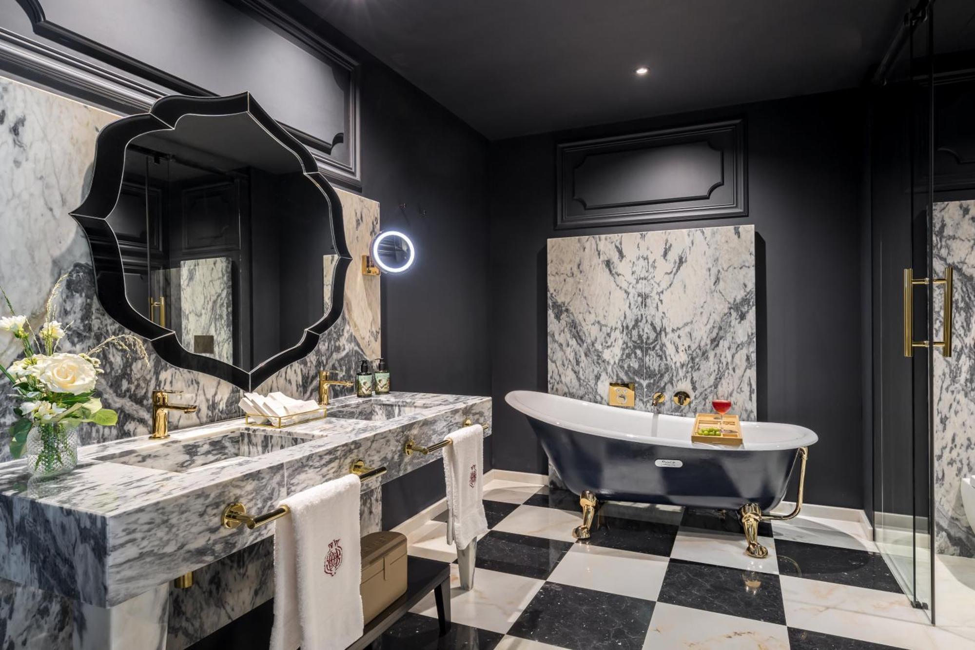 Gran Claridge Cathedral Suite