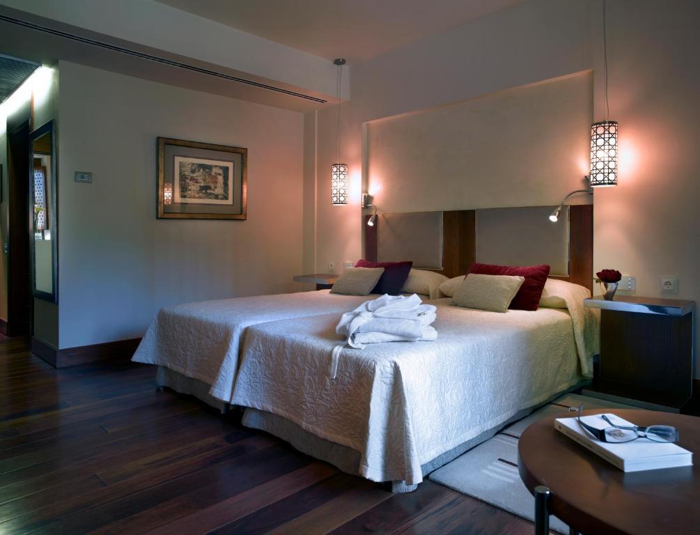 Standard Double Room,997301661:JPEG