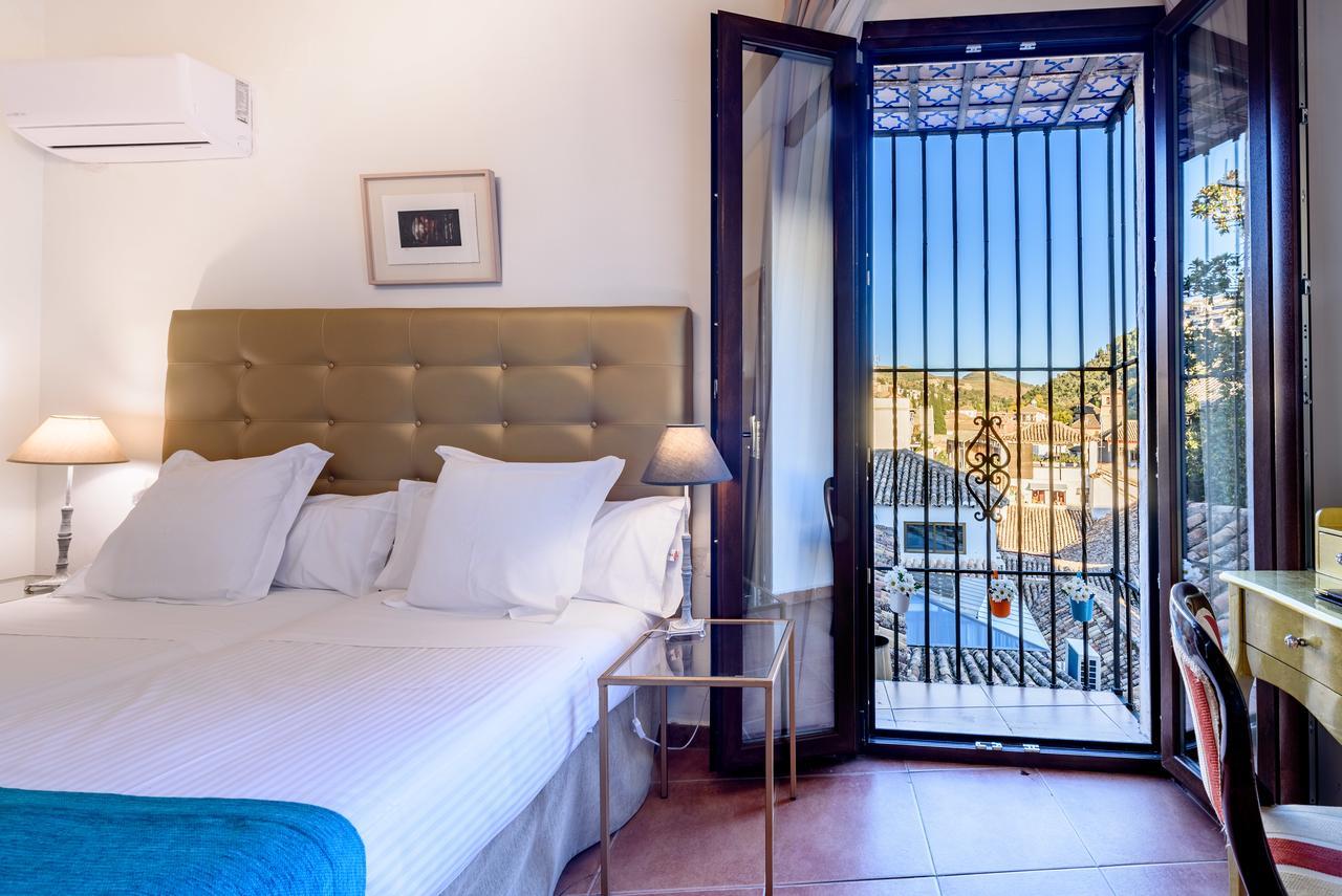 Double or Twin Room Alhambra Views