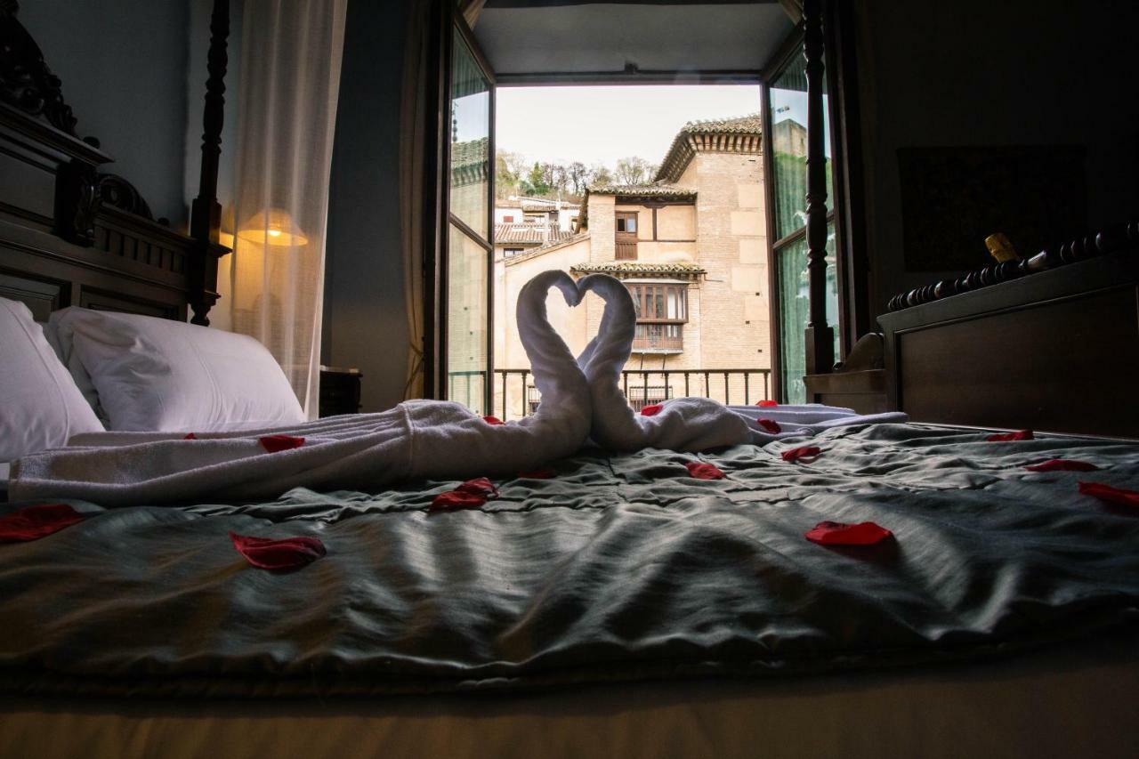 Suite Junior con vistas a la Alhambra