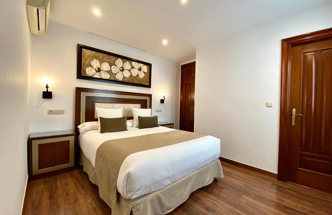 Hostal Rodri (Adults Only)-1