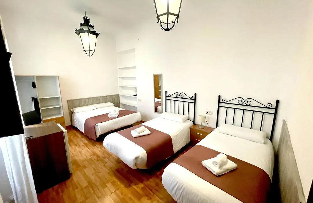 Arteaga Hostal&Baños Arabes Elvira-1