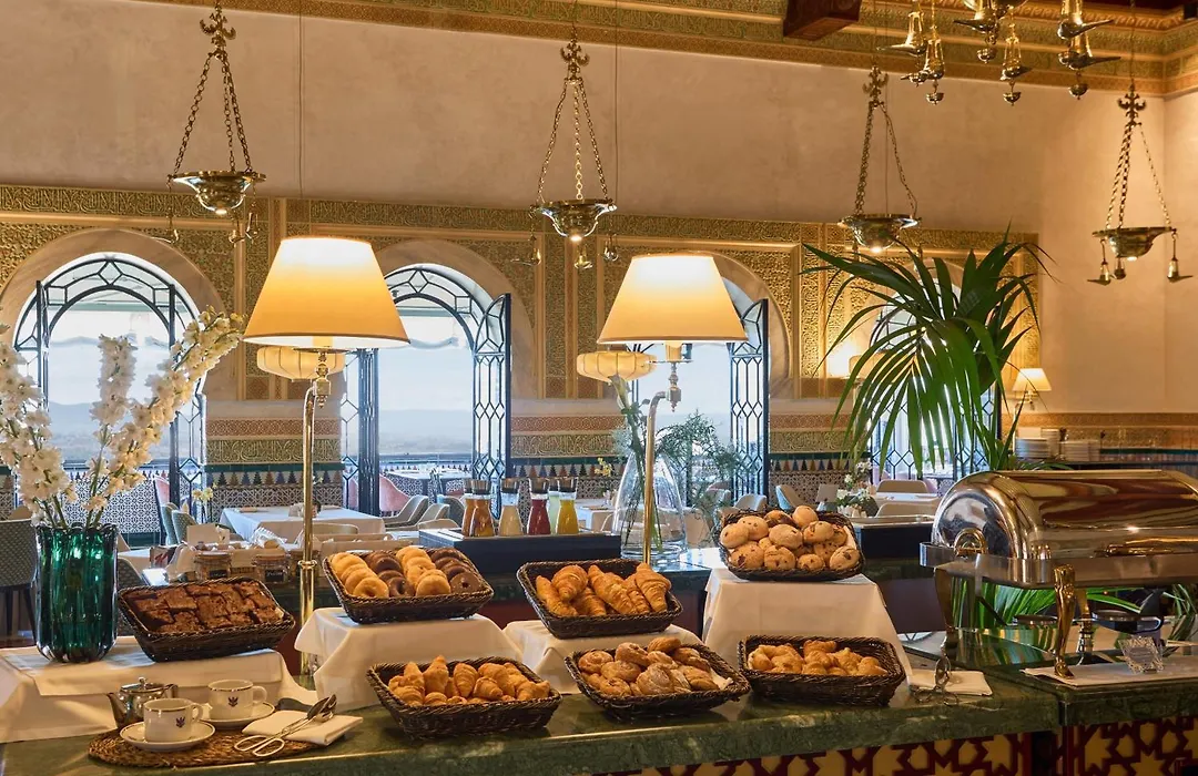 Alhambra Palace Hotel-1