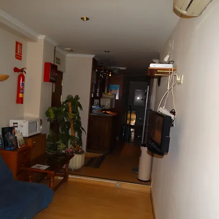 Hostal La Redonda-2