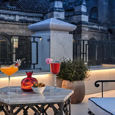 Gran Hotel Claridge Granada - Preferred Hotels & Resorts-3