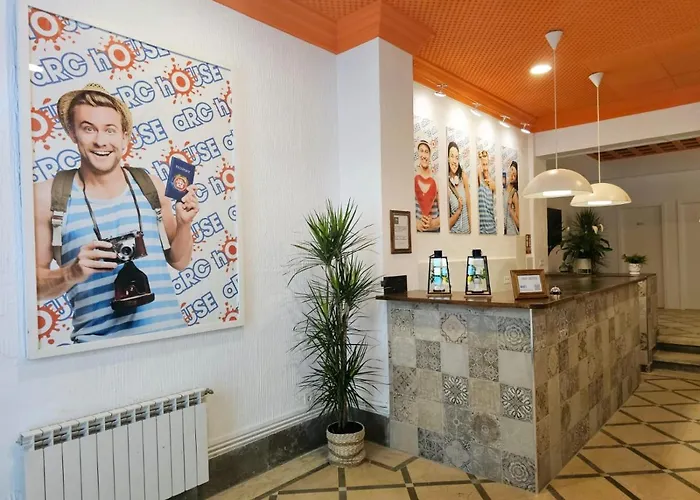 Hoteles en GranadaArc House