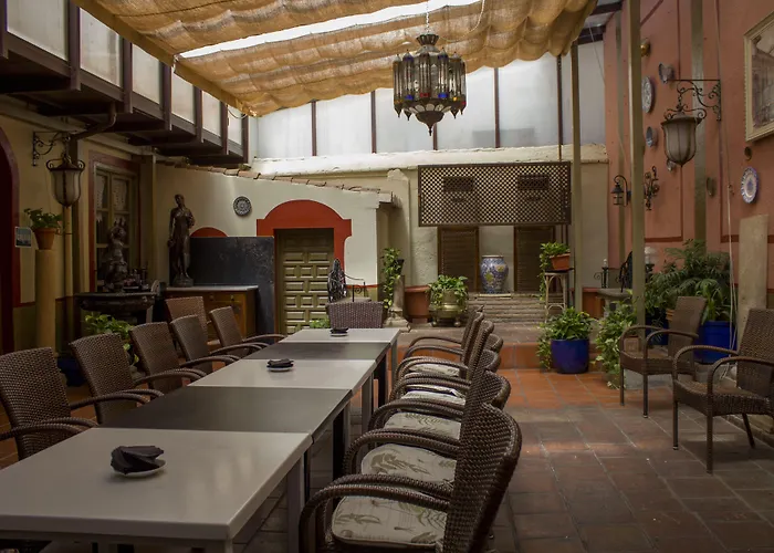 Hoteles en GranadaCasa Palacio Pilar Del Toro